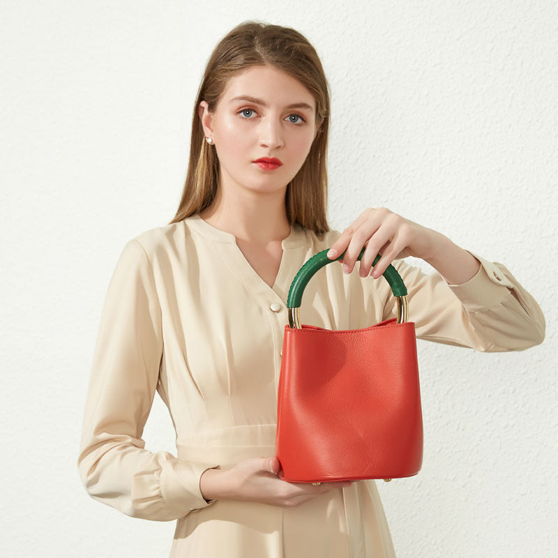 SAC SEAU CUIR FEMME