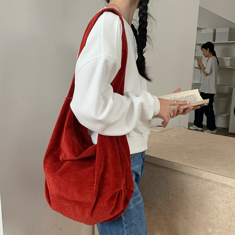 SAC ÉPAULIÈRE EN VELOURS CÔTELÉ