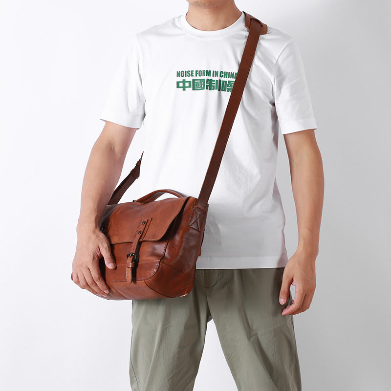 SAC BESACE EN VACHETTE POLI