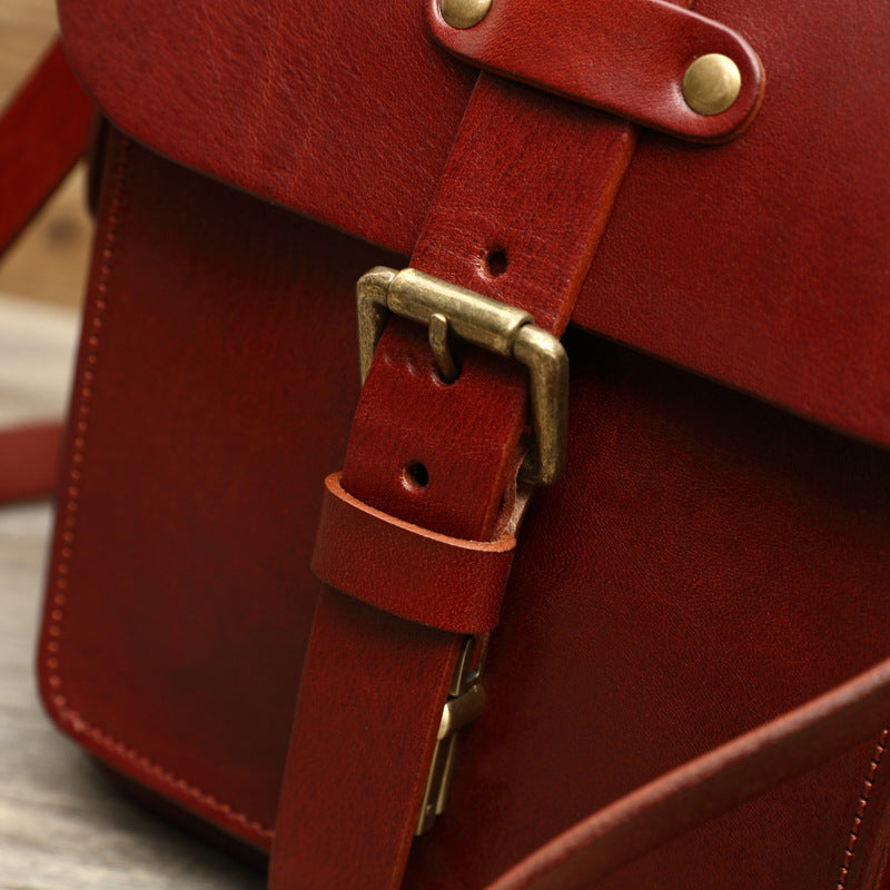 SAC À DOS RÉTRO FAIT MAIN EN DIAGONALE