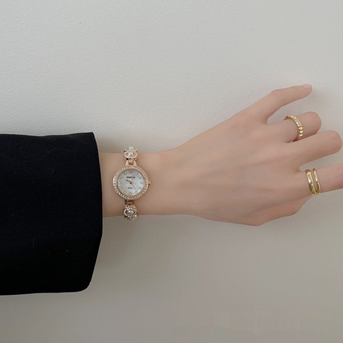 MONTRE PERLES D’EAU DOUCE