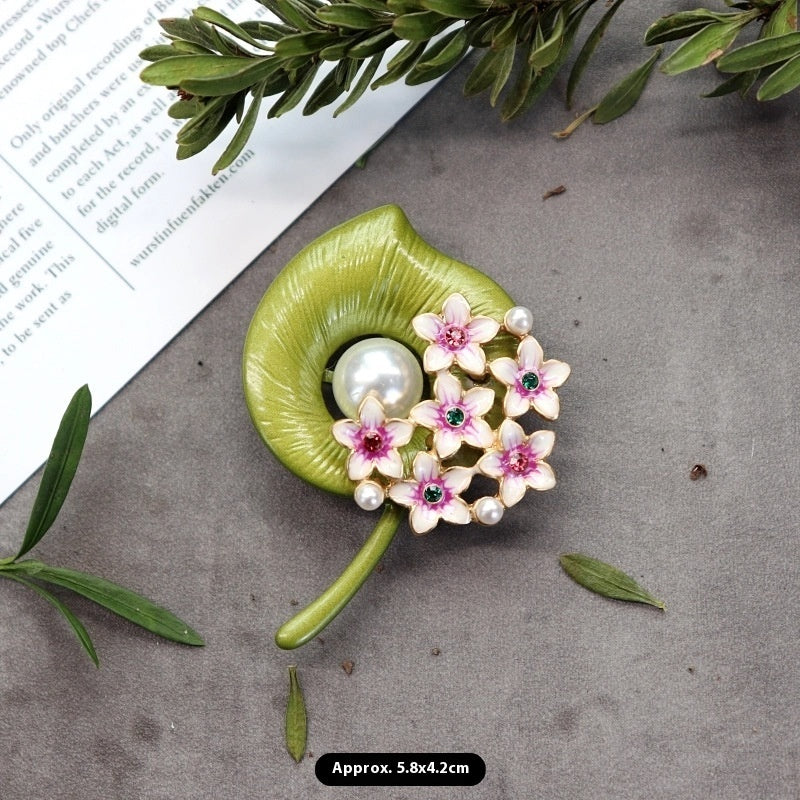 BROCHE ÉGLANTINE PERLE ÉLÉGANCE FLORALE RÉTRO