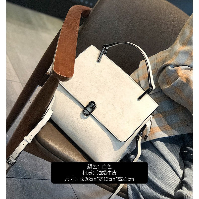 SACOCHE EN CUIR FEMME