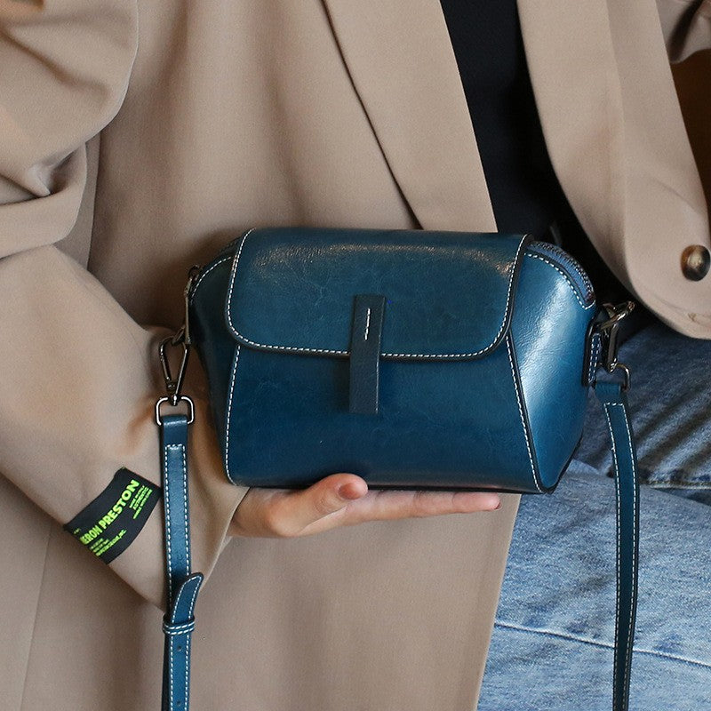 SAC ÉPAULIÈRE COQUILLE CUIR BRILLANT