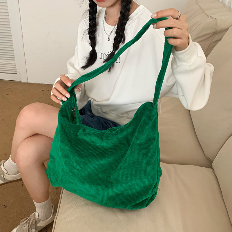SAC ÉPAULIÈRE EN VELOURS CÔTELÉ