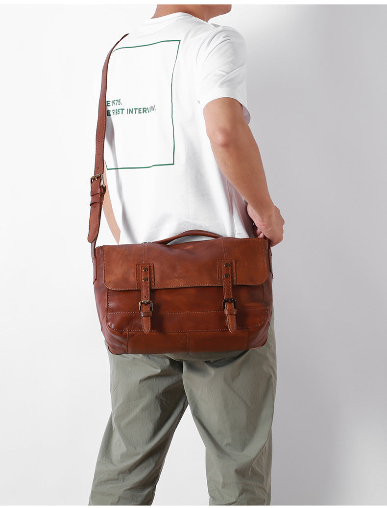 SAC BESACE EN VACHETTE POLI