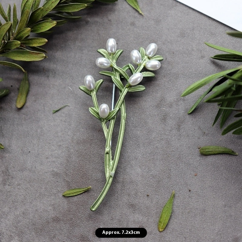 BROCHE ÉGLANTINE PERLE ÉLÉGANCE FLORALE RÉTRO