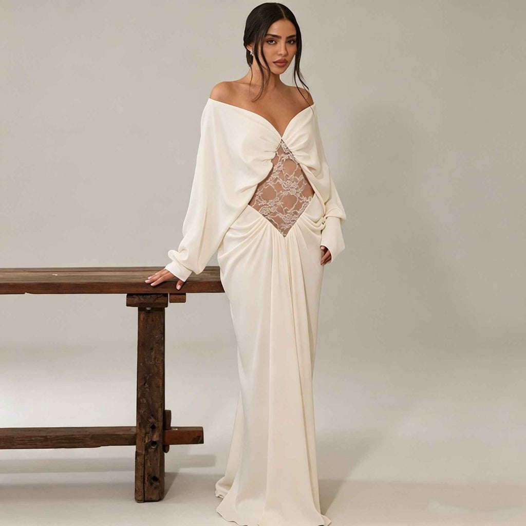 ROBE LONGUE EN DENTELLE