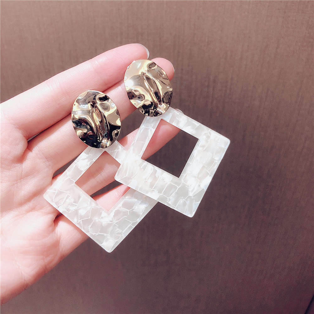 Boucles d'oreilles simples à paillettes en acrylique