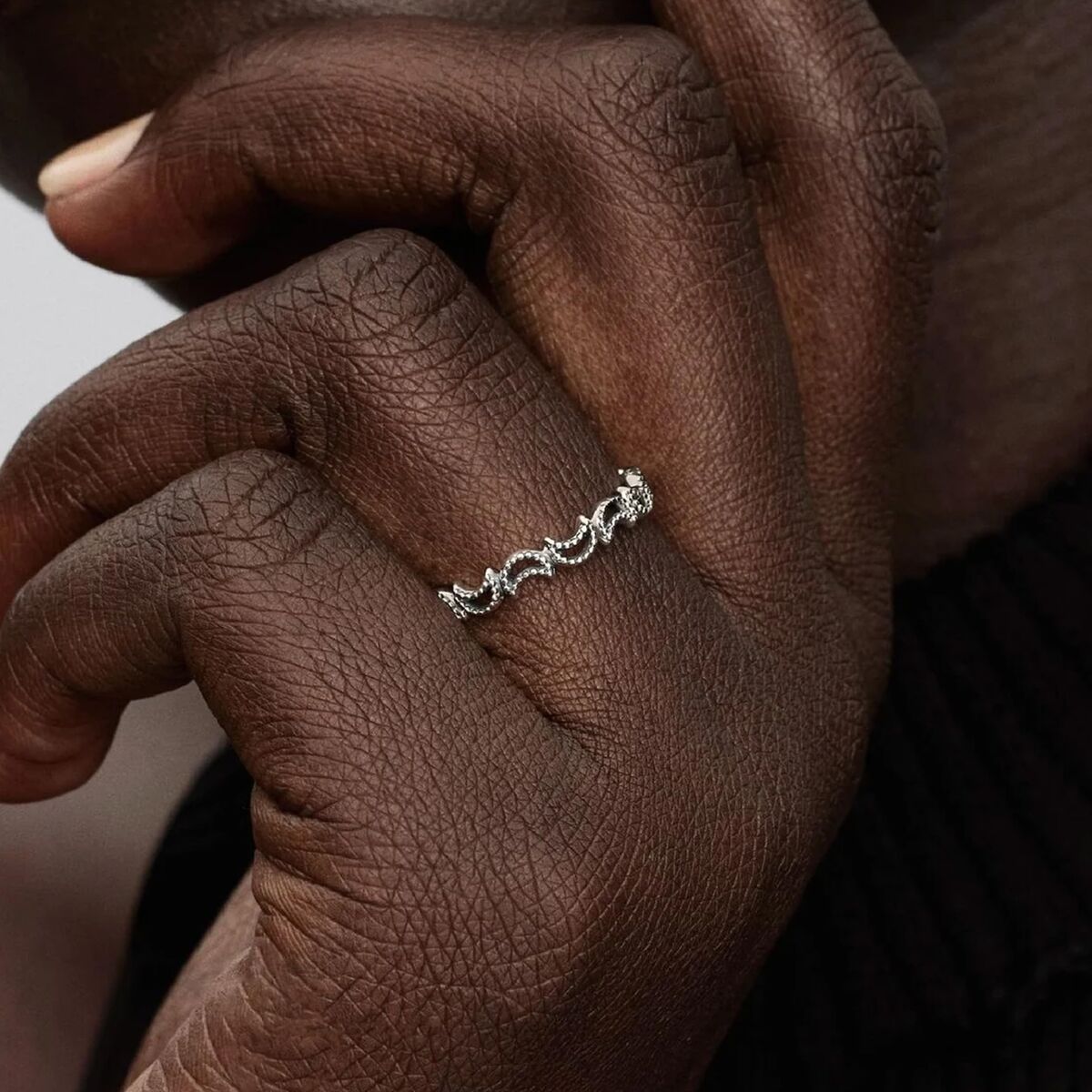 Bague Femme Pandora Argentée – Élégance Discrète et Intemporelle