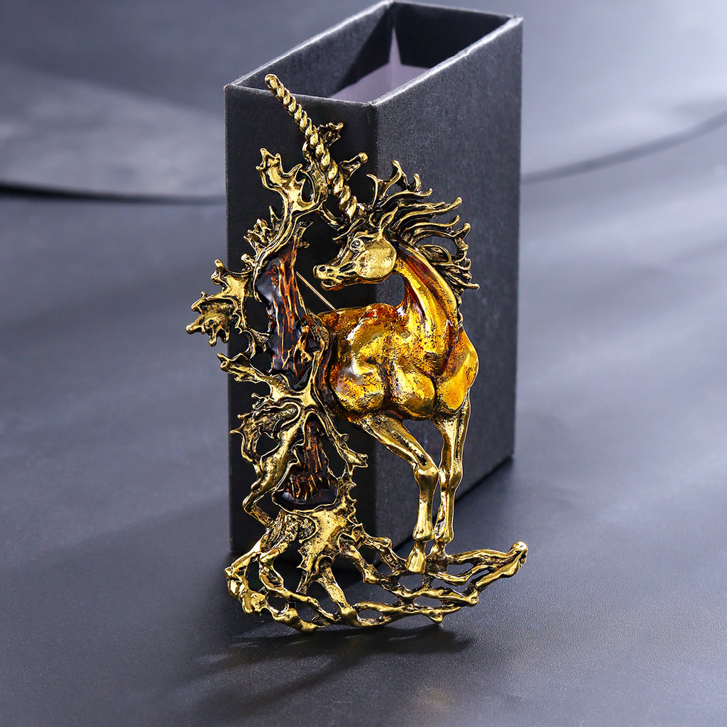 Creative Retro Exaggerated Brooch Jacket Accessory