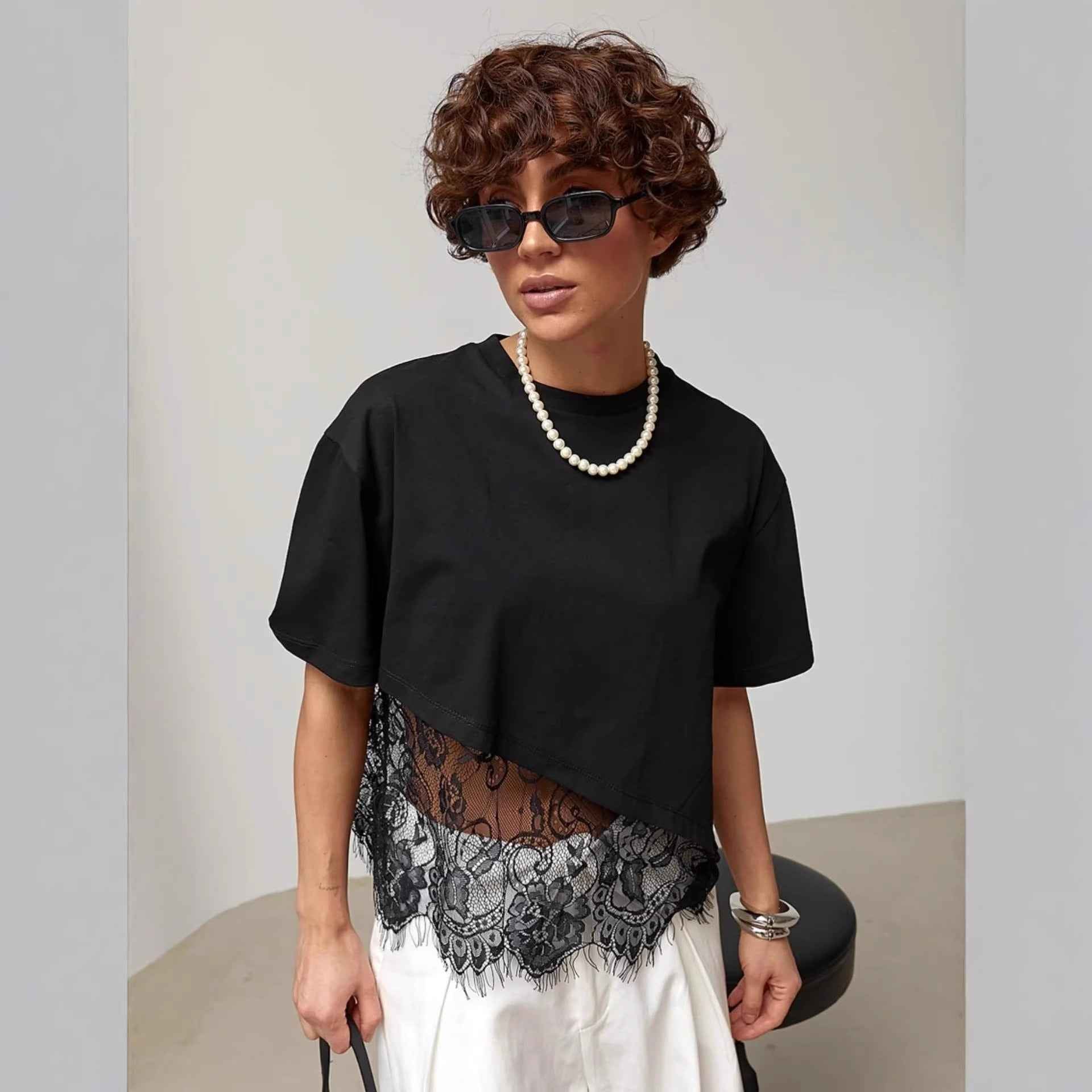 T-shirt Élise – Dentelle Signature