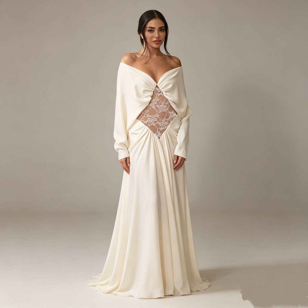 ROBE LONGUE EN DENTELLE
