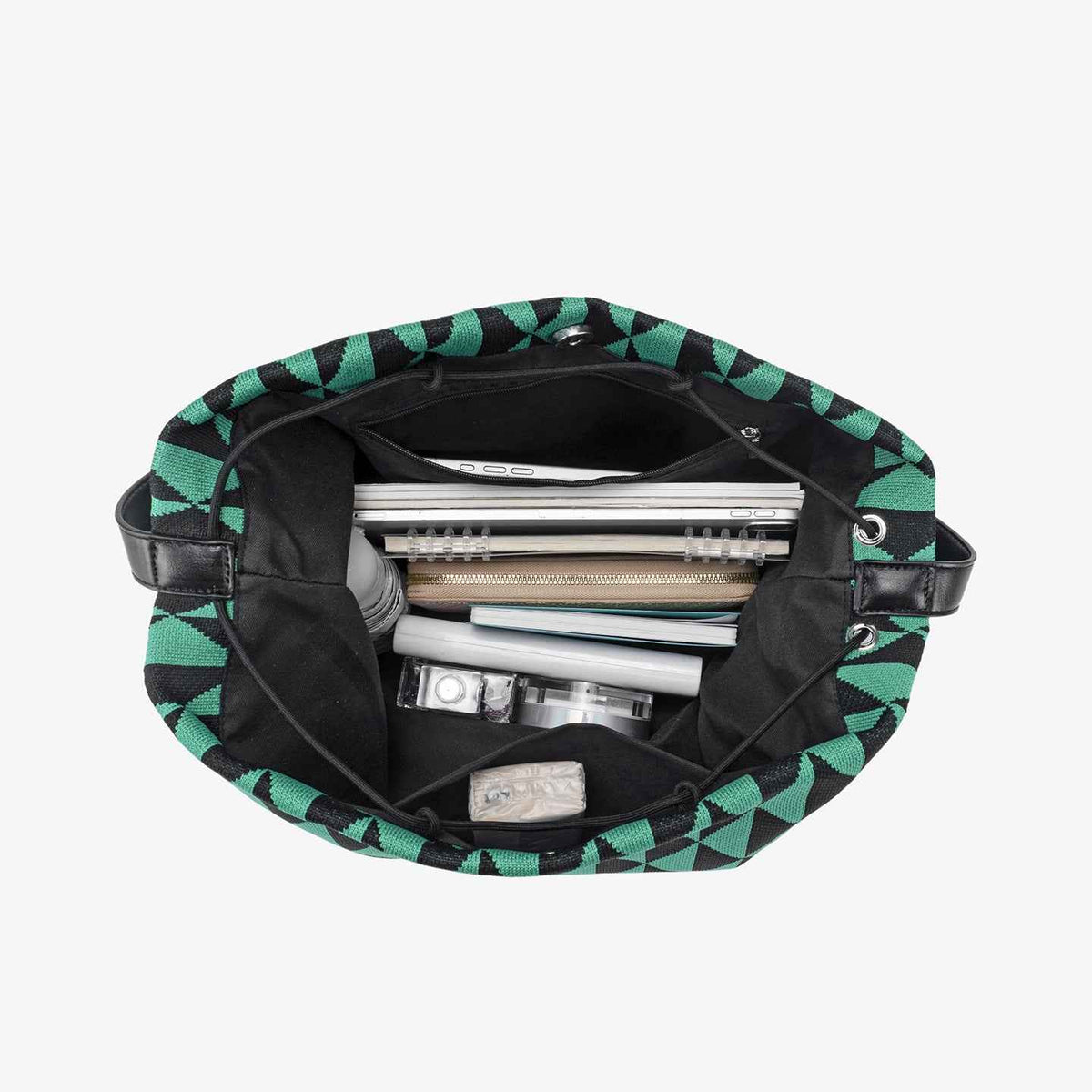 Grand sac cabas polyvalent pour les trajets quotidiens – porté épaule, sous le bras ou croisé.