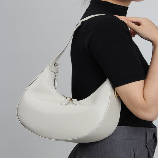 SAC DEMI-LUNE CUIR PORTÉ ÉPAULE