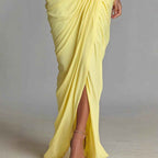 Robe longue uni drapée fendue col montant manches chauve-souris